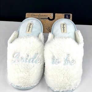 Dearfoams - ‘Bride to Be’ slippers. SZ: L. NWT. Last one! Firm!